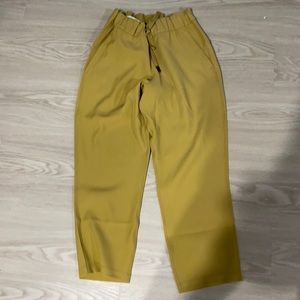 lululemon cropped on the fly pant